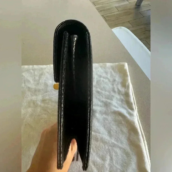 VINTAGE GUCCI SNAKESKIN CLUTCH - Picture 5 of 15